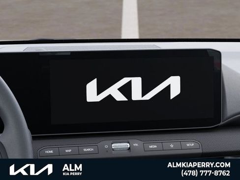 New 2026 Kia K4 FWD image 20
