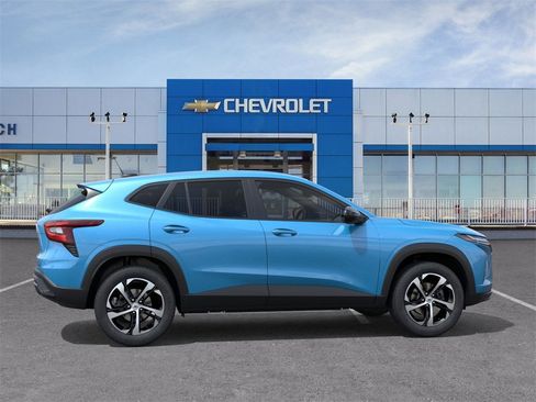 New 2026 Chevrolet Trax RS image 5