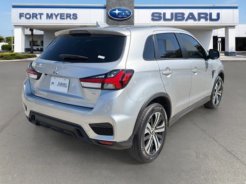 Used 2024 Mitsubishi Outlander Sport SE image 3