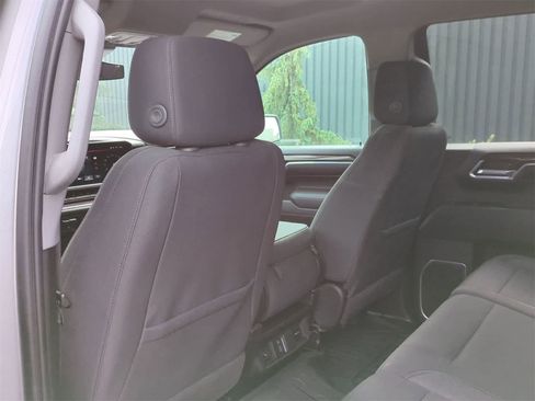 Used 2023 GMC Sierra 1500 SLE w/ X31 Off-Road Package image 18