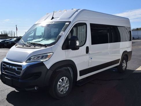 New 2024 RAM ProMaster 2500 w/ Advanced Safety Group FWD image 9