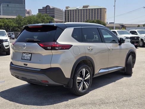 Used 2021 Nissan Rogue SL w/ Premium Package FWD image 7