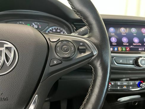 Used 2019 Buick Regal Avenir w/ Driver Confidence Package II FWD image 8