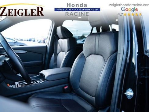Used 2025 Honda Pilot Black Edition image 15