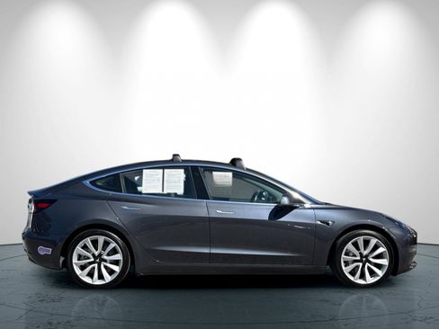 Used 2018 Tesla Model 3 Long Range image 3