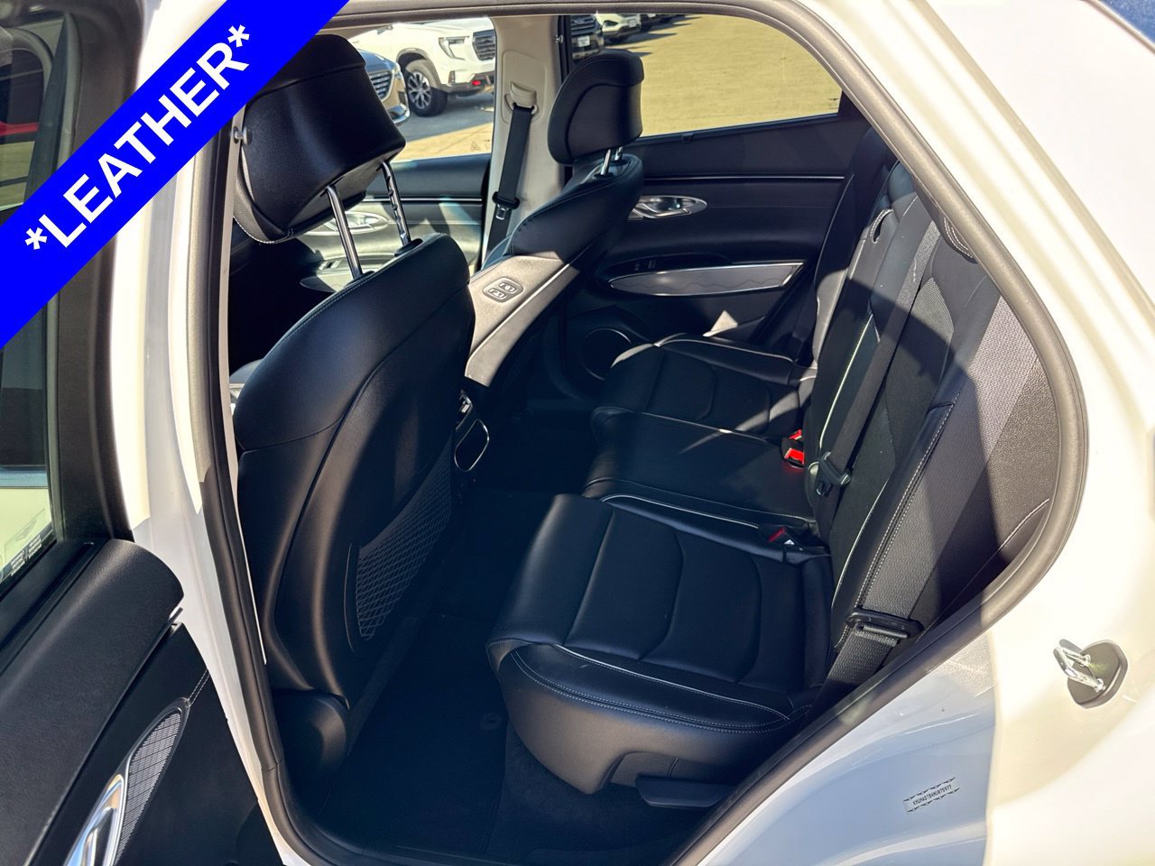 Used 2022 Genesis GV70 2.5T w/ Advanced Package AWD/4WD image 6