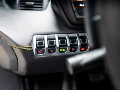 Used 2013 Lamborghini Aventador LP 700-4 image 53