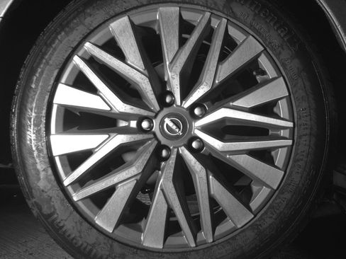 Used 2025 Nissan Altima 2.5 SV FWD image 15