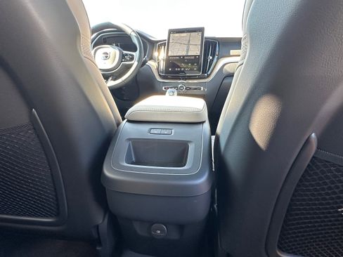 New 2026 Volvo XC60 B5 Plus w/ Protection Package Premier image 11
