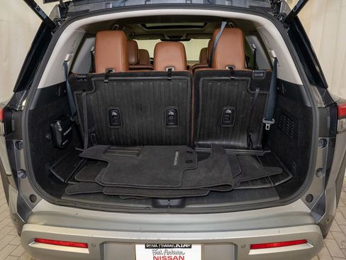 Certified 2023 Nissan Pathfinder Platinum image 6