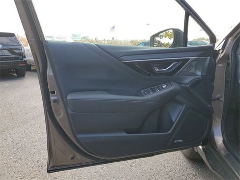 Used 2022 Subaru Outback Limited w/ Popular Package #2 image 23