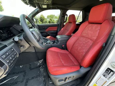 Used 2025 Toyota 4Runner TRD Pro AWD/4WD image 17
