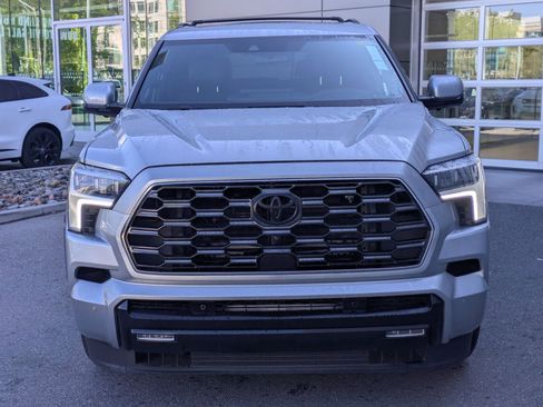 Used 2024 Toyota Sequoia Platinum AWD/4WD image 2