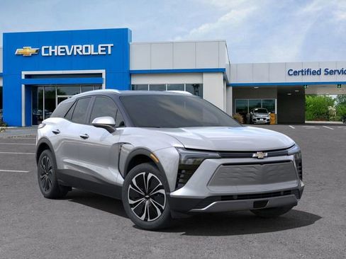 New 2025 Chevrolet Blazer EV LT image 7