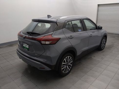 Used 2024 Nissan Kicks SV FWD image 9