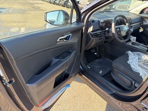 New 2026 Kia Sportage LX image 14