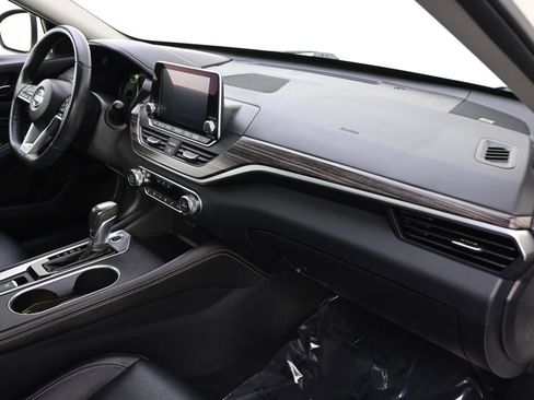 Used 2019 Nissan Altima 2.5 Platinum image 15