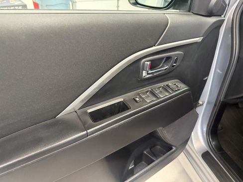 Used 2012 MAZDA MAZDA5 Grand Touring image 26