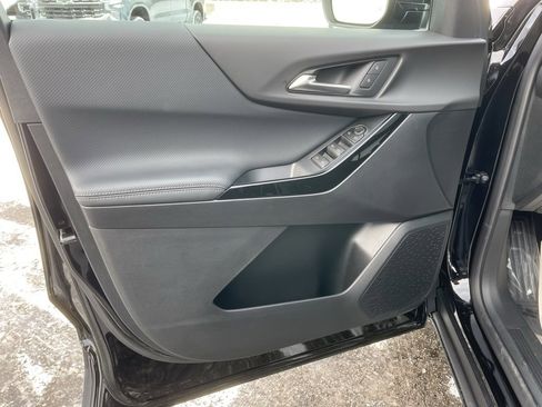 New 2026 Chevrolet Equinox LT image 9