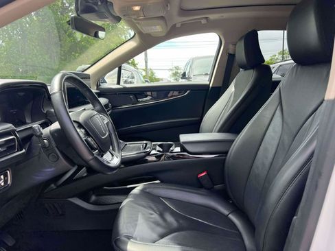 Used 2023 Lincoln Nautilus Reserve AWD/4WD image 21