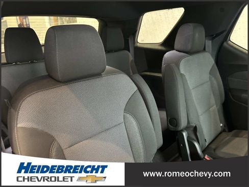 Used 2023 Chevrolet Traverse LT w/ LPO, Floor Liner Package AWD/4WD image 33