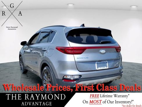 Used 2020 Kia Sportage S w/ S Premium Package AWD/4WD image 7
