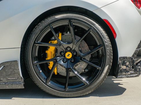 Used 2023 Ferrari F8 Tributo image 23