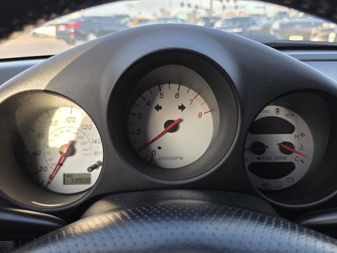 Used 2001 Toyota MR2 image 24