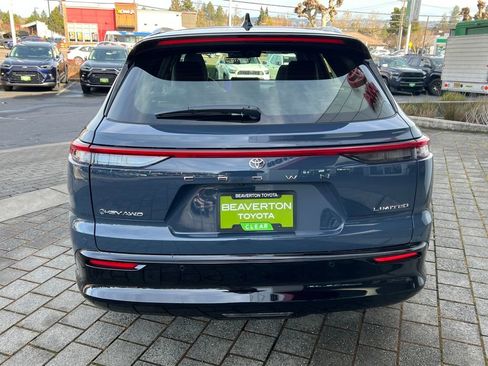 New 2025 Toyota Crown Signia Limited image 4