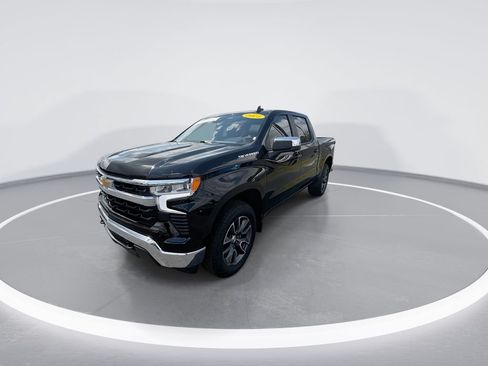 Used 2023 Chevrolet Silverado 1500 LT AWD/4WD image 4
