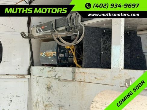 Used 2013 Chevrolet Silverado 3500 W/T w/ Skid Plate Package AWD/4WD image 4