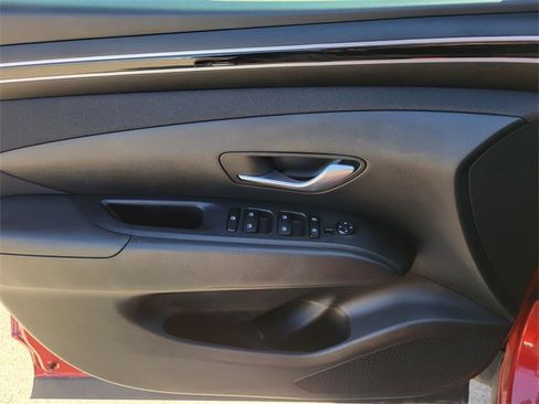 Certified 2023 Hyundai Tucson SEL w/ Convenience Package image 17