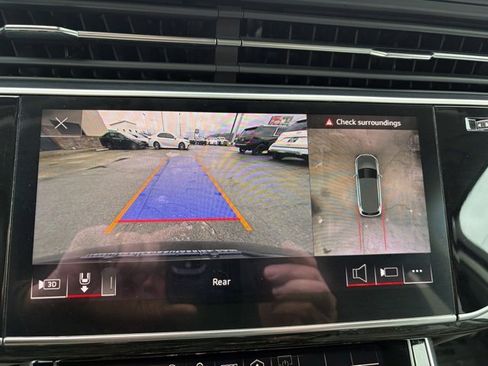 Used 2021 Audi Q7 3.0T Premium Plus image 28