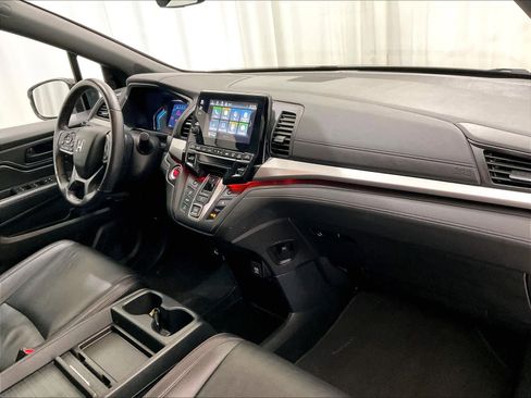 Used 2023 Honda Odyssey Sport image 14