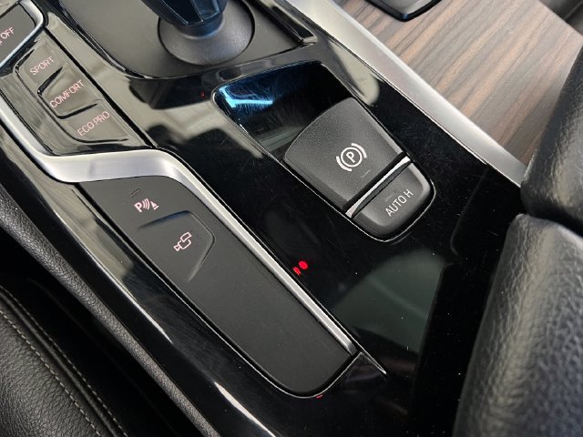 Used 2017 BMW 530i RWD image 22
