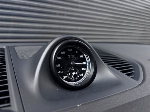 New 2026 Porsche Macan image 19