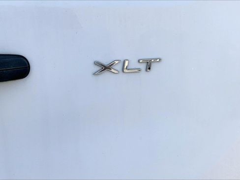 Used 2020 Ford Transit 350 XLT RWD image 8