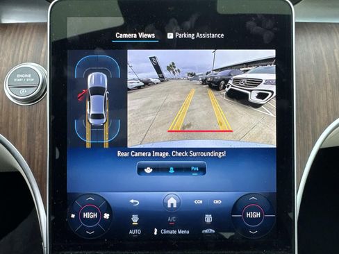 Used 2025 Mercedes-Benz C 300 Sedan image 26