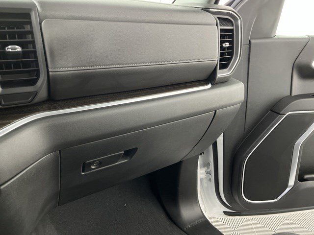 Used 2023 Chevrolet Silverado 1500 LT AWD/4WD image 33
