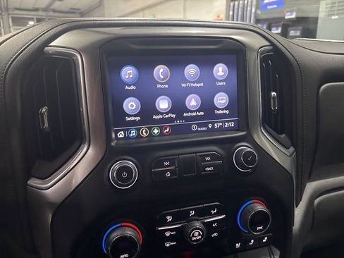 Used 2022 Chevrolet Silverado 3500 LTZ w/ LTZ Convenience Package image 17