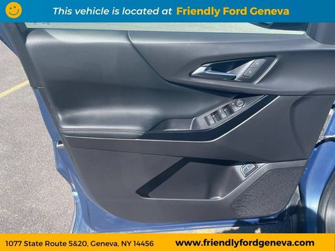 Used 2025 Chevrolet Equinox LT w/ Convenience Package II AWD/4WD image 11