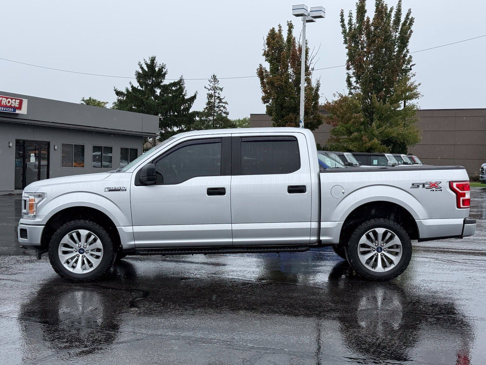 Used 2018 Ford F150 XL w/ Equipment Group 101A Mid AWD/4WD image 7