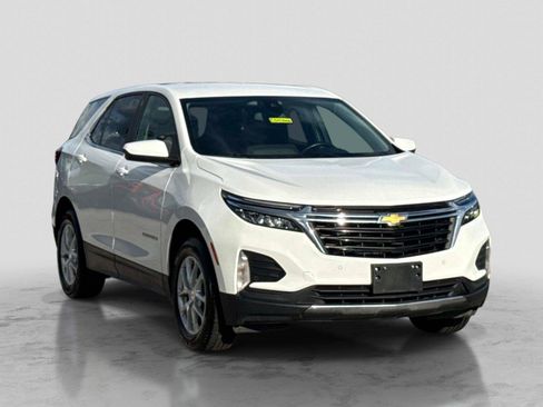 Used 2024 Chevrolet Equinox LT AWD/4WD image 3