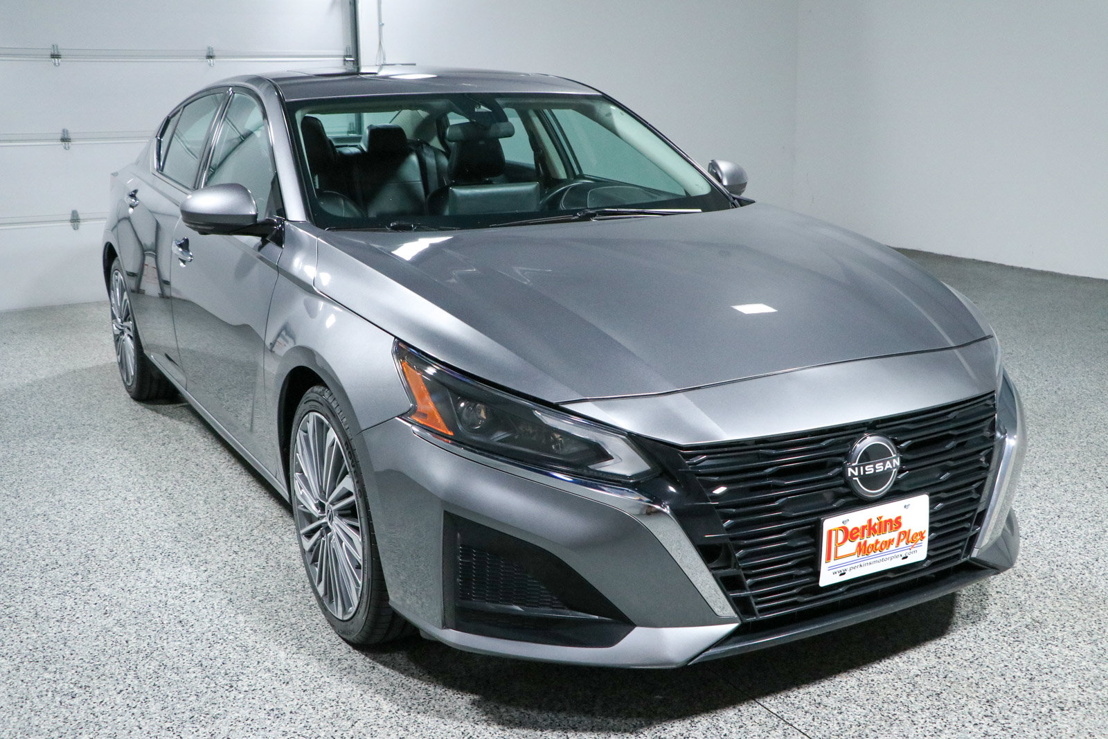 Used 2023 Nissan Altima 2.5 SL FWD image 5
