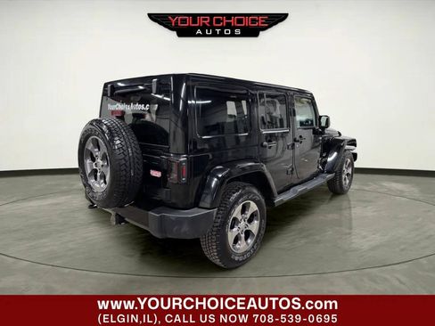 Used 2016 Jeep Wrangler Unlimited Sahara AWD/4WD image 7