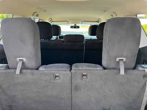 Used 2015 Nissan Pathfinder SV FWD image 16