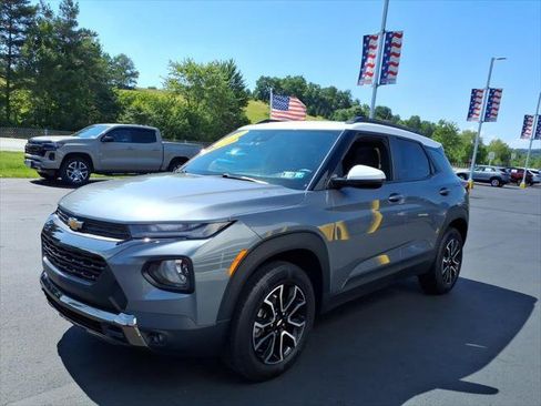 Used 2021 Chevrolet TrailBlazer ACTIV w/ Sun and Liftgate Package AWD/4WD image 4