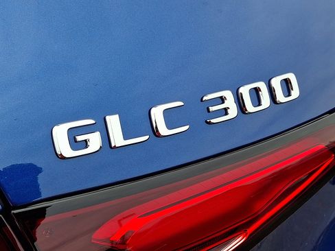 New 2026 Mercedes-Benz GLC 300 4MATIC image 17