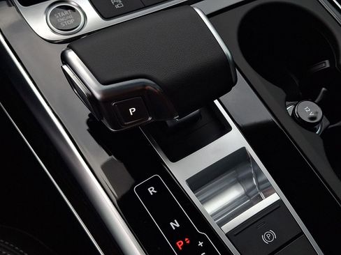 New 2026 Audi Q8 Premium image 13