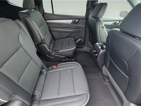New 2026 Buick Enclave Preferred w/ LPO, Floor Liner Package image 12
